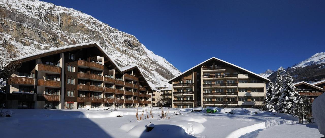 Schweizerhof Zermatt - A Small Luxury Hotel Esterno foto